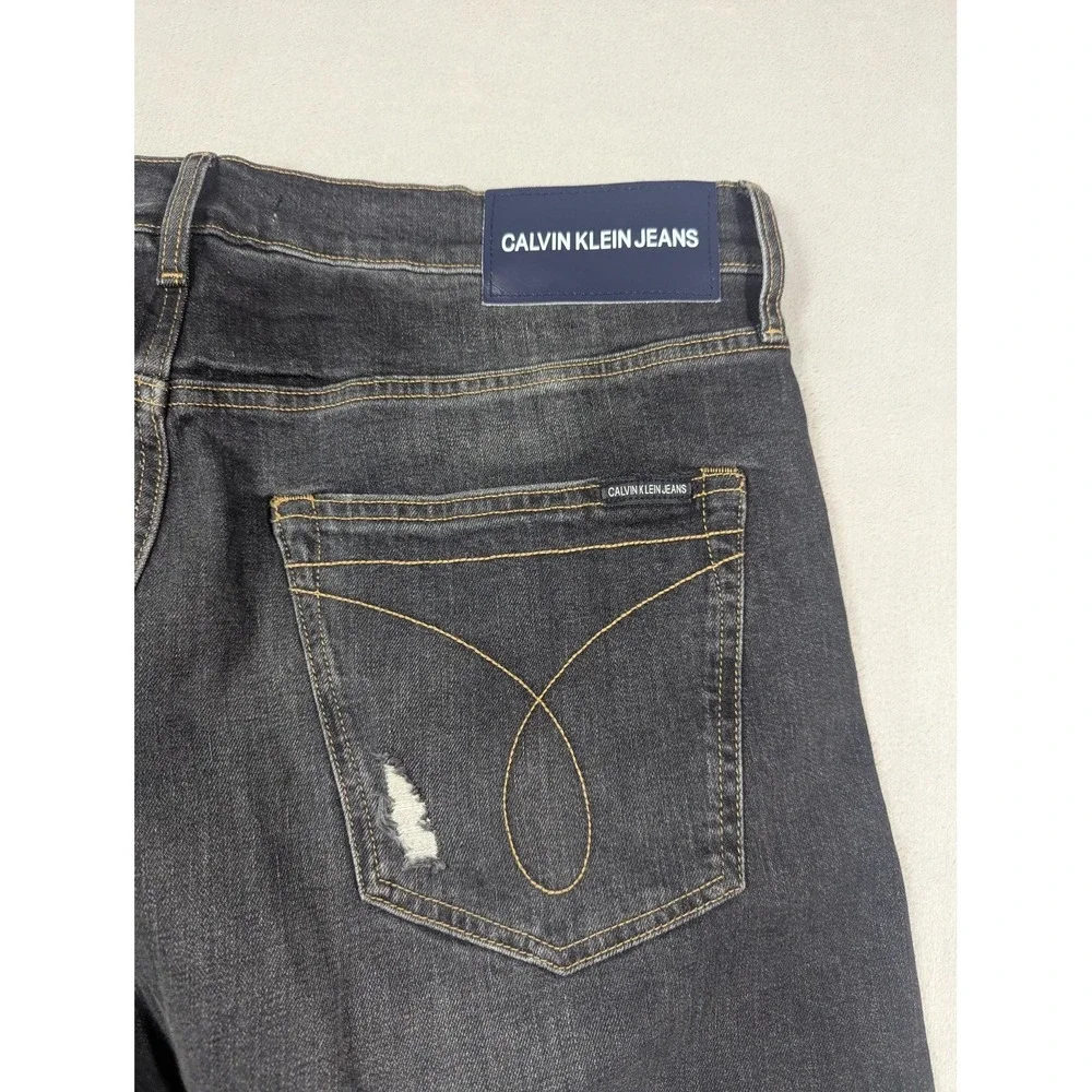 Calvin Klein Jeans  Mens 36x32 Gray CKJ 056 Athletic Taper Distressed Denim